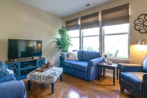 Tiny photo for 3174 Comstock Court, Mundelein, IL 60060 (MLS # 12506448)