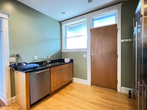 Tiny photo for 7662 N Sheridan Road #3F, Chicago, IL 60626 (MLS # 12680132)