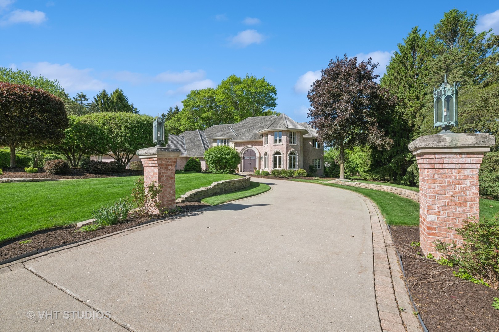 33 Ketterling Court