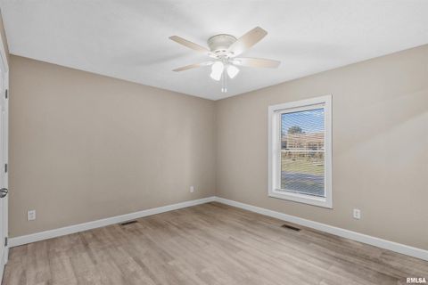 Tiny photo for 1220 N 14TH Street, Herrin, IL 62959 (MLS # EB460370)