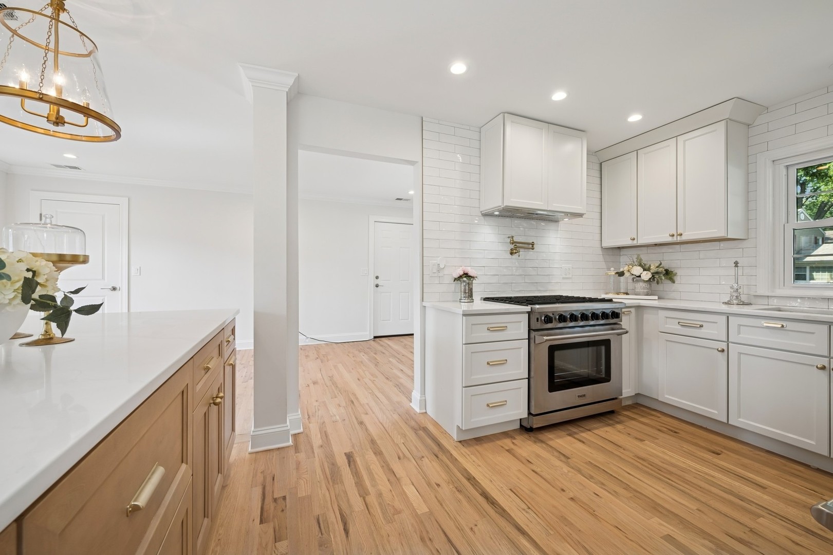 201 S Stratford Road