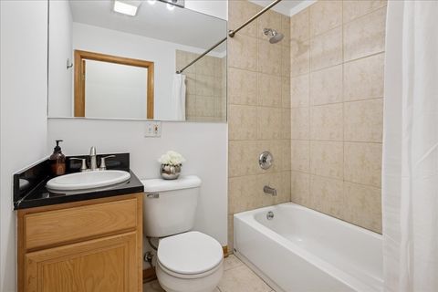 Tiny photo for 6135 S Drexel Avenue #4B, Chicago, IL 60637 (MLS # 12522002)