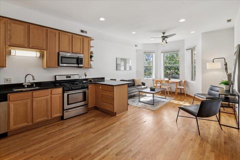 Tiny photo for 6135 S Drexel Avenue #4B, Chicago, IL 60637 (MLS # 12522002)