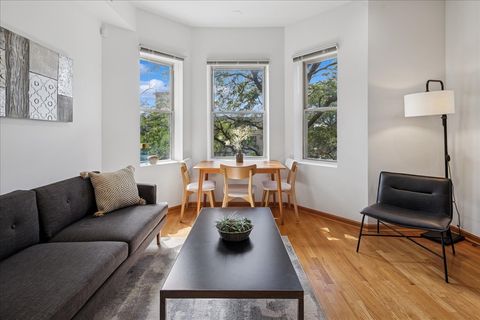 Tiny photo for 6135 S Drexel Avenue #4B, Chicago, IL 60637 (MLS # 12522002)