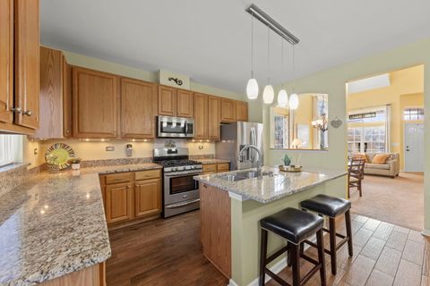 Tiny photo for 31506 Kline Circle, Warrenville, IL 60555 (MLS # 12524502)