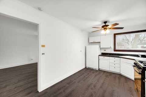 Tiny photo for 12510 S Elizabeth Street, Calumet Park, IL 60827 (MLS # 12467658)