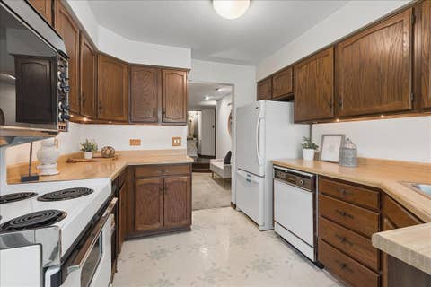Tiny photo for 13259 S Country Club Court #2A, Palos Heights, IL 60463 (MLS # 12740417)