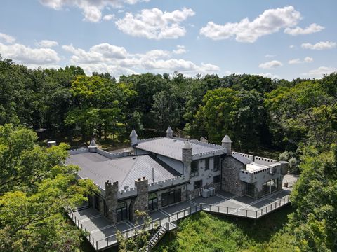 3 Saville Row Street Barrington Hills IL 60010