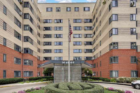 Photo of 5052 N Marine Drive #C6, Chicago, IL 60640 (MLS # 12510585)