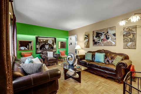 Tiny photo for 5052 N Marine Drive #C6, Chicago, IL 60640 (MLS # 12510585)