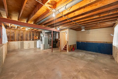 Tiny photo for 215 E Lincoln Avenue, Glendale Heights, IL 60139 (MLS # 12566846)