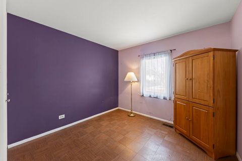 Tiny photo for 215 E Lincoln Avenue, Glendale Heights, IL 60139 (MLS # 12566846)