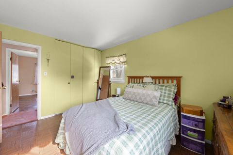 Tiny photo for 215 E Lincoln Avenue, Glendale Heights, IL 60139 (MLS # 12566846)