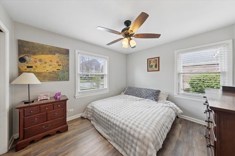 Tiny photo for 291 N Maple Avenue, Elmhurst, IL 60126 (MLS # 12627377)