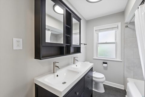 Tiny photo for 291 N Maple Avenue, Elmhurst, IL 60126 (MLS # 12627377)