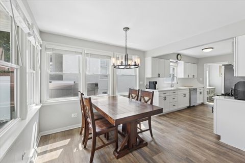 Tiny photo for 291 N Maple Avenue, Elmhurst, IL 60126 (MLS # 12627377)