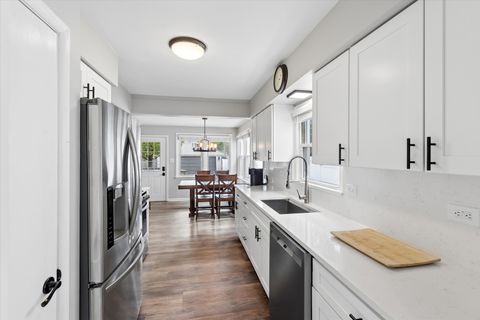 Tiny photo for 291 N Maple Avenue, Elmhurst, IL 60126 (MLS # 12627377)