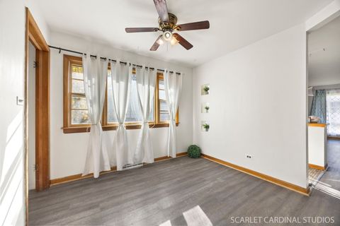 Tiny photo for 429 N Harvard Avenue N, Villa Park, IL 60181 (MLS # 12514367)