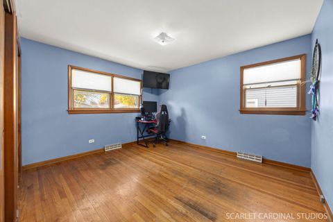 Tiny photo for 429 N Harvard Avenue N, Villa Park, IL 60181 (MLS # 12514367)