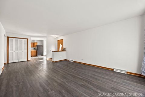 Tiny photo for 429 N Harvard Avenue N, Villa Park, IL 60181 (MLS # 12514367)