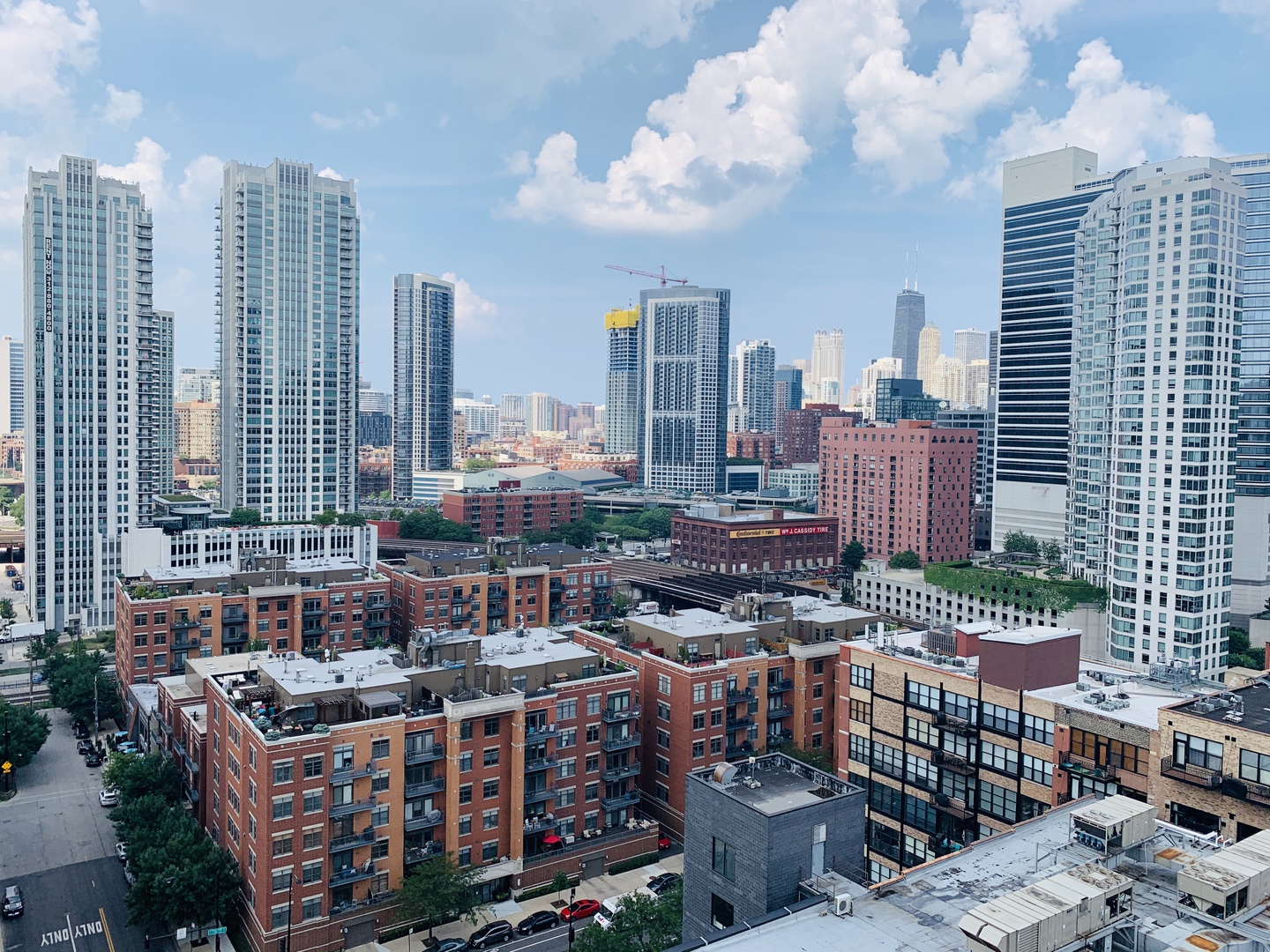 200 N Jefferson Street 1707