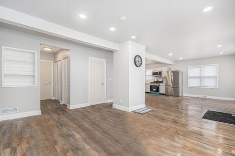 Tiny photo for 353 202nd Street, Chicago Heights, IL 60411 (MLS # 12532372)