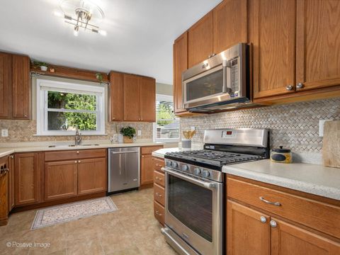 Tiny photo for 9532 Lexington Avenue, Brookfield, IL 60513 (MLS # 12472592)