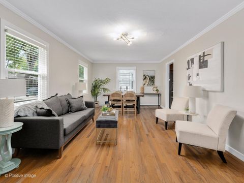 Tiny photo for 9532 Lexington Avenue, Brookfield, IL 60513 (MLS # 12472592)