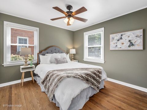 Tiny photo for 9532 Lexington Avenue, Brookfield, IL 60513 (MLS # 12472592)