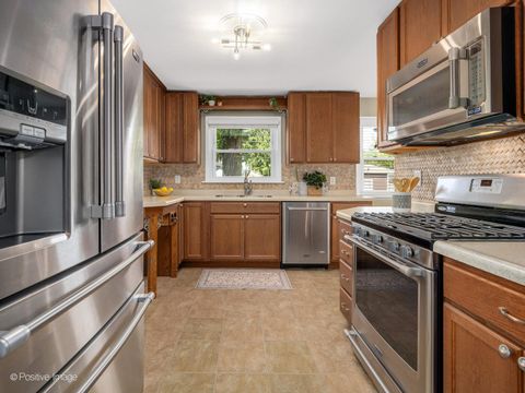 Tiny photo for 9532 Lexington Avenue, Brookfield, IL 60513 (MLS # 12472592)