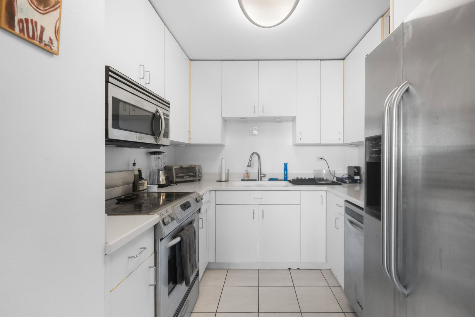 21 W GOETHE Street 18A