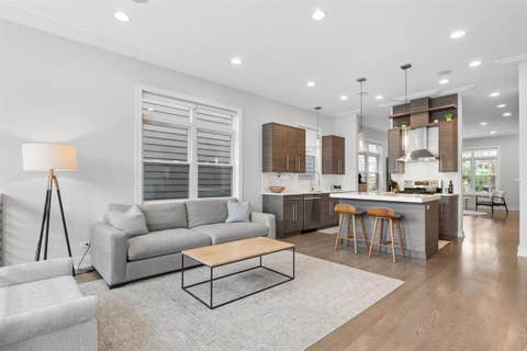 Tiny photo for 6739 N Oxford Avenue, Chicago, IL 60631 (MLS # 12728877)