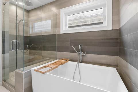 Tiny photo for 6739 N Oxford Avenue, Chicago, IL 60631 (MLS # 12728877)