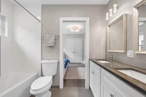 Tiny photo for 6739 N Oxford Avenue, Chicago, IL 60631 (MLS # 12728877)