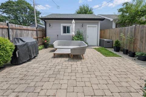 Tiny photo for 6739 N Oxford Avenue, Chicago, IL 60631 (MLS # 12728877)
