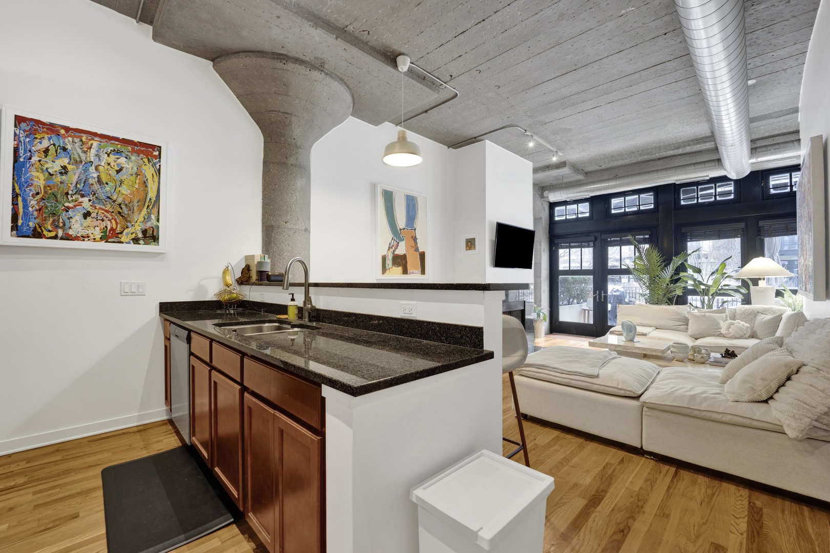 1151 W 15TH Street 136