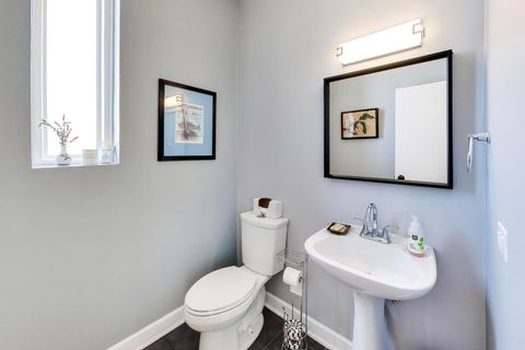 Tiny photo for 4552 S OAKENWALD Avenue #3N, Chicago, IL 60653 (MLS # 12592390)