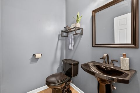 Tiny photo for 1051 W Sutton Court, Palatine, IL 60067 (MLS # 12683104)