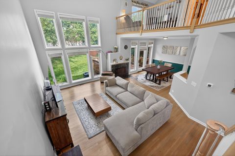 Tiny photo for 1051 W Sutton Court, Palatine, IL 60067 (MLS # 12683104)