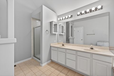 Tiny photo for 1051 W Sutton Court, Palatine, IL 60067 (MLS # 12683104)