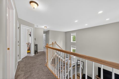 Tiny photo for 1051 W Sutton Court, Palatine, IL 60067 (MLS # 12683104)