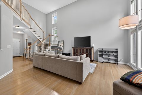 Tiny photo for 1051 W Sutton Court, Palatine, IL 60067 (MLS # 12683104)