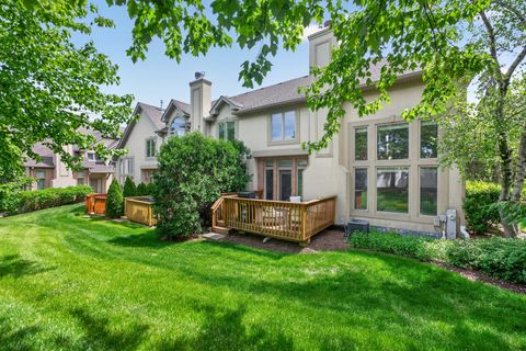 Tiny photo for 1051 W Sutton Court, Palatine, IL 60067 (MLS # 12683104)