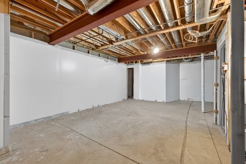 Tiny photo for 1051 W Sutton Court, Palatine, IL 60067 (MLS # 12683104)