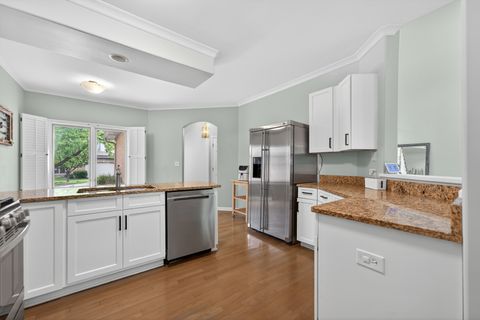 Tiny photo for 1051 W Sutton Court, Palatine, IL 60067 (MLS # 12683104)