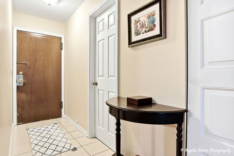 Tiny photo for 1425 Sandpebble Drive #227, Wheeling, IL 60090 (MLS # 12506284)