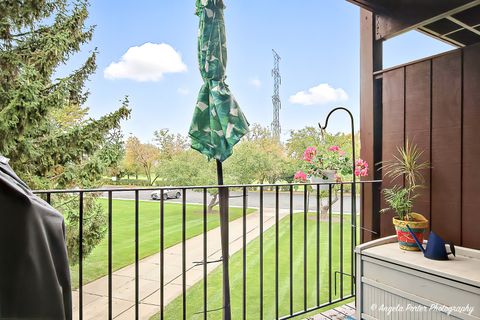 Tiny photo for 1425 Sandpebble Drive #227, Wheeling, IL 60090 (MLS # 12506284)