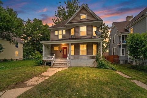 Photo of 935 N Court Street, Rockford, IL 61103 (MLS # 12701435)