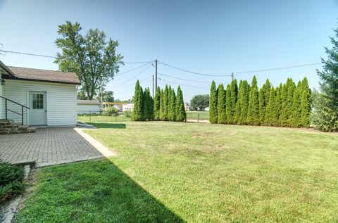 Tiny photo for 722 Argyle Court, Clinton, IA 52732 (MLS # 12708449)