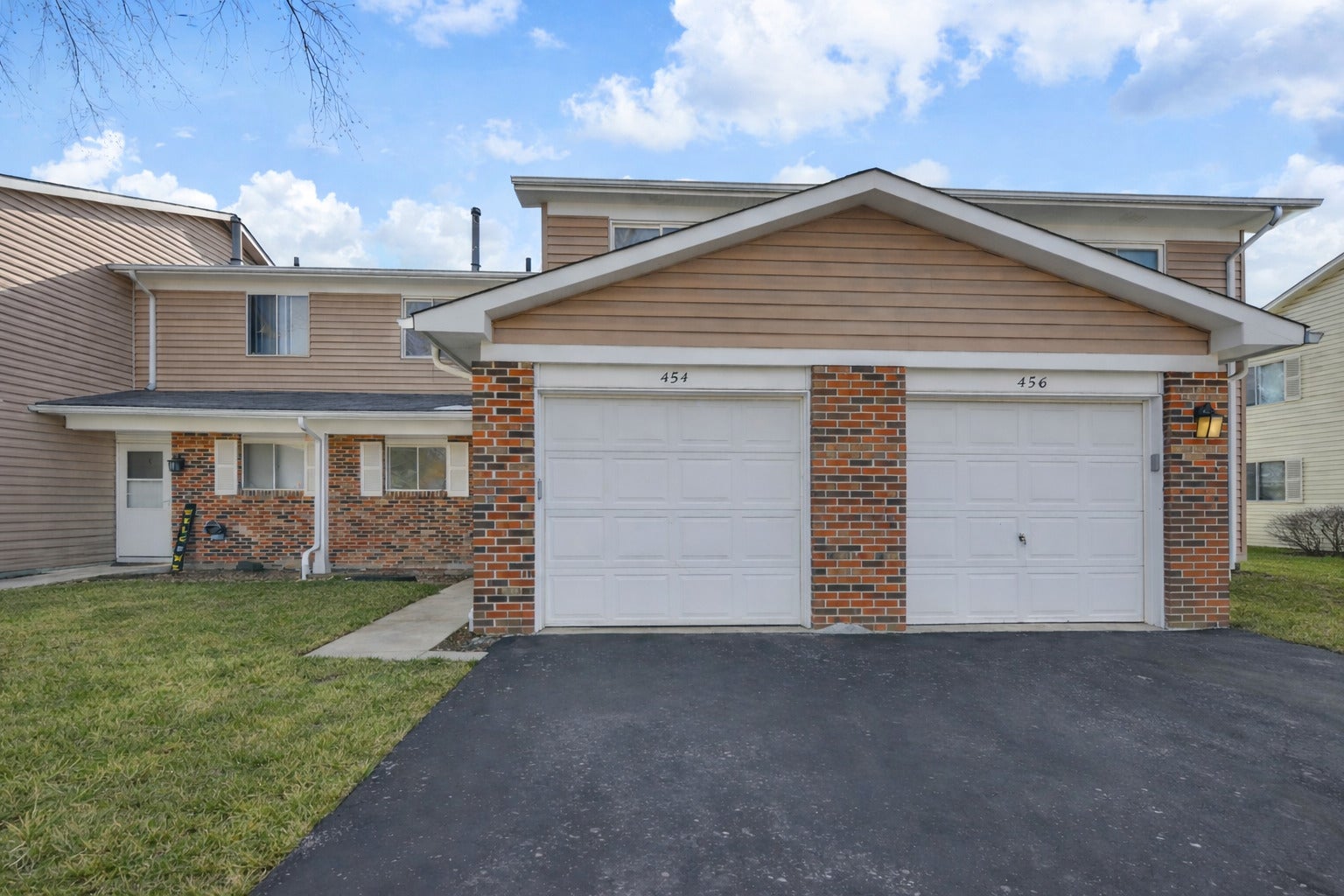 454 Esselen Court